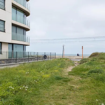 Apartment Rustig Gelegen Te Oostende/middelkerke *