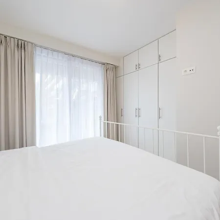 Rustig Gelegen Te Oostende/middelkerke Lejlighed Oostende